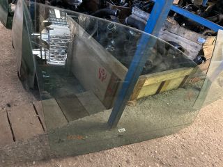 bontott VW TOURAN Jobb első Ablak