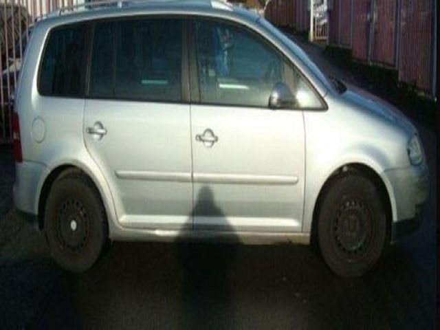 bontott VW TOURAN Jobb első Ablak