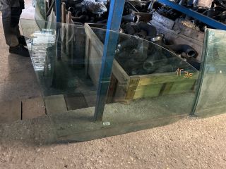 bontott VW TOURAN Jobb első Ablak