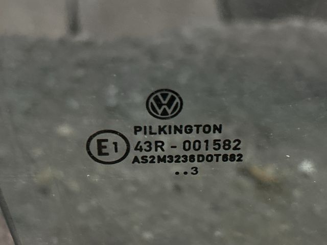 bontott VW TOURAN Jobb első Ablak