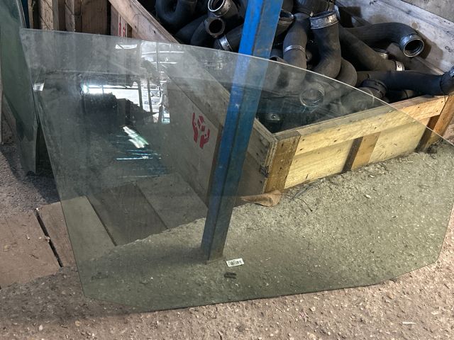 bontott VW TOURAN Jobb első Ablak