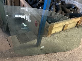 bontott VW TOURAN Jobb első Ablak