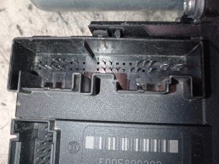 bontott VW TOURAN Jobb első Ablakemelő Motor