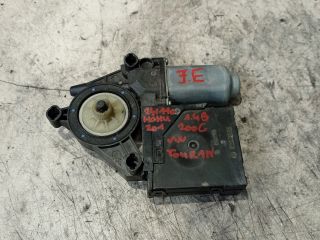 bontott VW TOURAN Jobb első Ablakemelő Motor