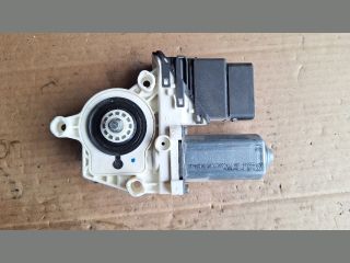 bontott VW TOURAN Jobb első Ablakemelő Motor