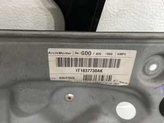 bontott VW TOURAN Jobb első Ablakemelő Szerkezet (Elektromos)