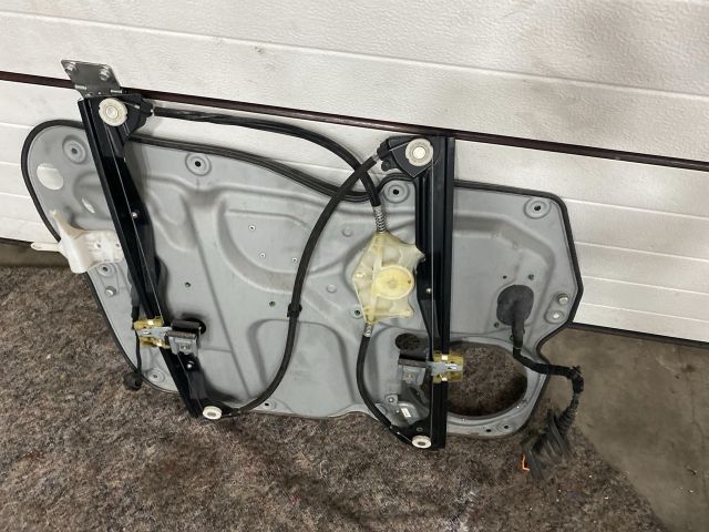 bontott VW TOURAN Jobb első Ablakemelő Szerkezet (Elektromos)