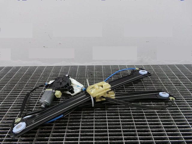 bontott VW TOURAN Jobb első Ablakemelő Szerkezet (Elektromos)