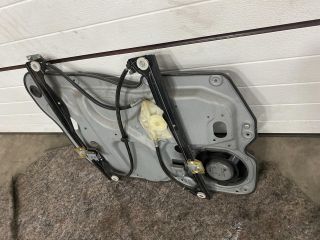 bontott VW TOURAN Jobb első Ablakemelő Szerkezet (Elektromos)