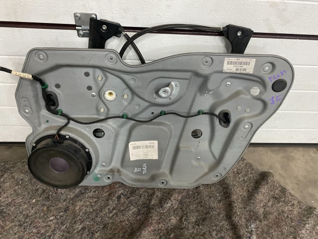 bontott VW TOURAN Jobb első Ablakemelő Szerkezet (Elektromos)