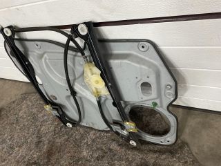 bontott VW TOURAN Jobb első Ablakemelő Szerkezet (Elektromos)