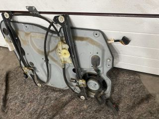 bontott VW TOURAN Jobb első Ablakemelő Szerkezet (Elektromos)