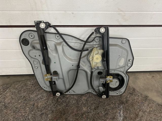 bontott VW TOURAN Jobb első Ablakemelő Szerkezet (Elektromos)