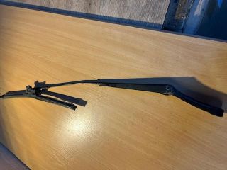 bontott VW TOURAN Jobb első Ablaktörlő Kar