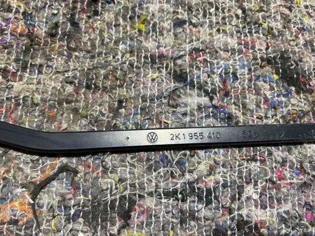 bontott VW TOURAN Jobb első Ablaktörlő Kar