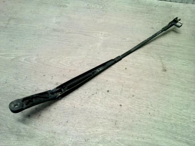 bontott VW TOURAN Jobb első Ablaktörlő Kar