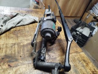 bontott VW TOURAN Jobb első Ablaktörlő Motor