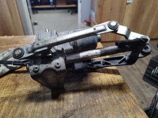 bontott VW TOURAN Jobb első Ablaktörlő Motor