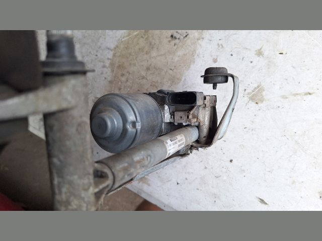 bontott VW TOURAN Jobb első Ablaktörlő Motor