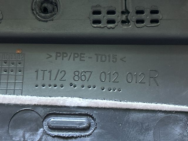 bontott VW TOURAN Jobb első Ajtó Kárpit