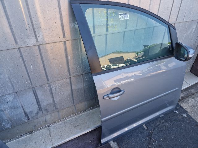 bontott VW TOURAN Jobb első Ajtó (Részeivel)