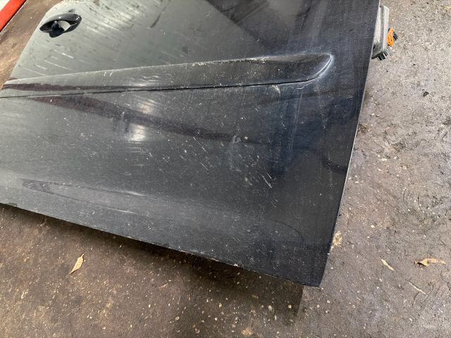 bontott VW TOURAN Jobb első Ajtó (Részeivel)