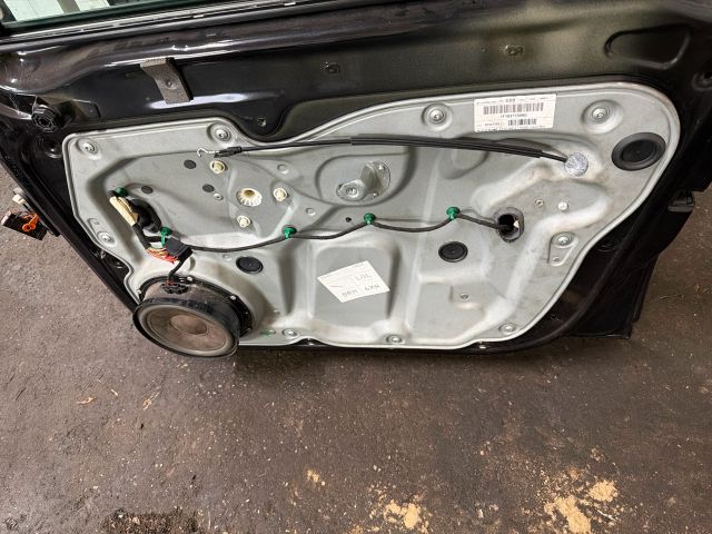 bontott VW TOURAN Jobb első Ajtó (Részeivel)