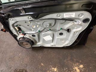 bontott VW TOURAN Jobb első Ajtó (Részeivel)