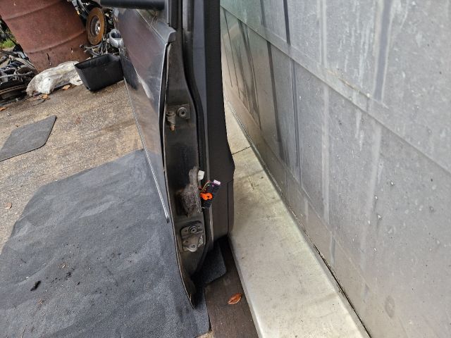 bontott VW TOURAN Jobb első Ajtó (Részeivel)