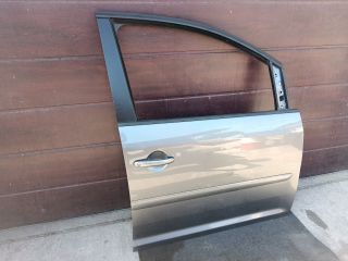 bontott VW TOURAN Jobb első Ajtó (Részeivel)