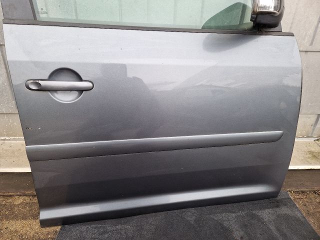 bontott VW TOURAN Jobb első Ajtó (Részeivel)