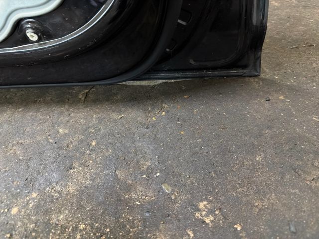 bontott VW TOURAN Jobb első Ajtó (Részeivel)