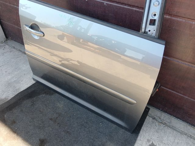 bontott VW TOURAN Jobb első Ajtó (Részeivel)