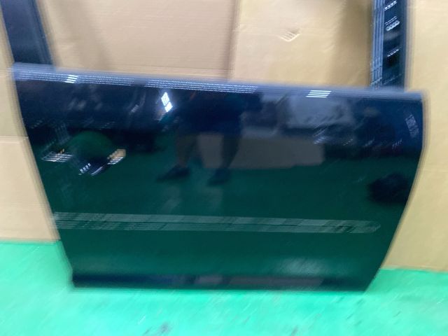 bontott VW TOURAN Jobb első Ajtó (Üres lemez)