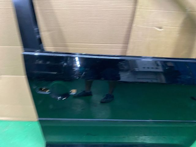 bontott VW TOURAN Jobb első Ajtó (Üres lemez)