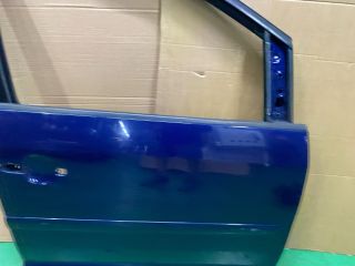 bontott VW TOURAN Jobb első Ajtó (Üres lemez)