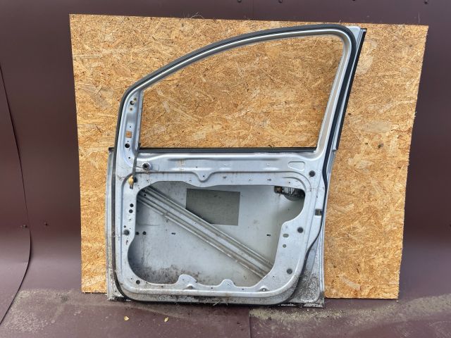 bontott VW TOURAN Jobb első Ajtó (Üres lemez)