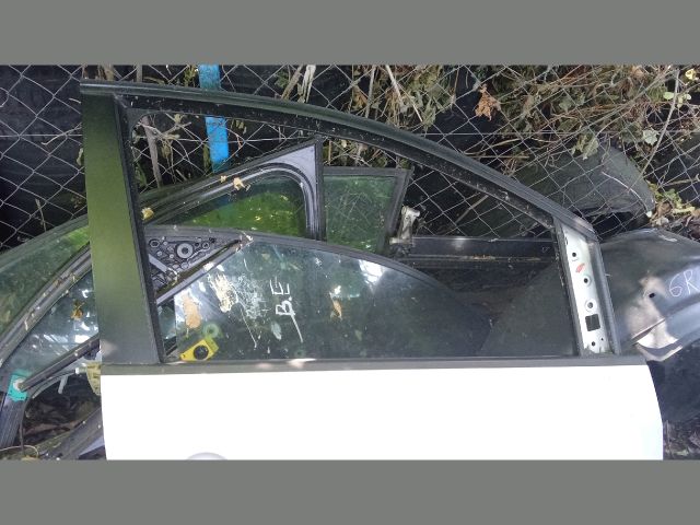 bontott VW TOURAN Jobb első Ajtó (Üres lemez)