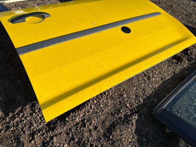 bontott VW TOURAN Jobb első Ajtó (Üres lemez)