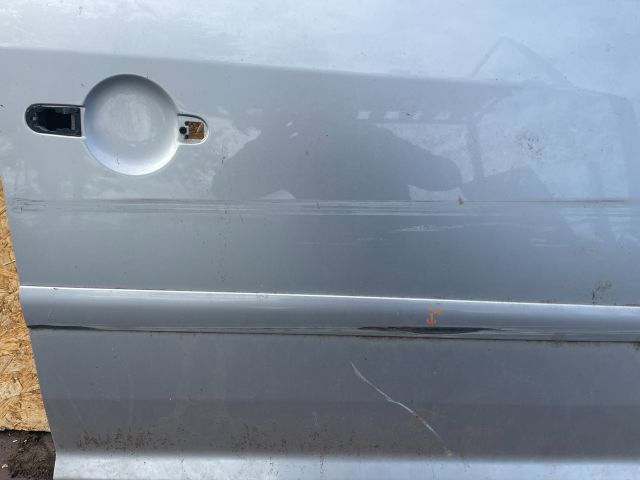 bontott VW TOURAN Jobb első Ajtó (Üres lemez)