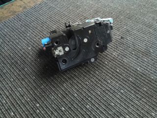 bontott VW TOURAN Jobb első Ajtózár