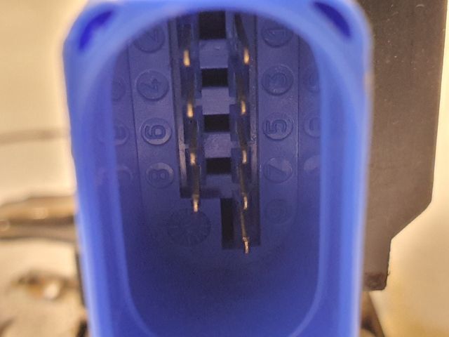 bontott VW TOURAN Jobb első Ajtózár