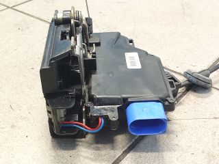 bontott VW TOURAN Jobb első Ajtózár