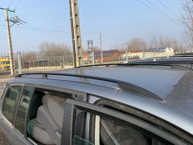 bontott VW TOURAN Jobb első Alsó Első Lengőkar