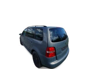 bontott VW TOURAN Jobb első Alsó Zsanér