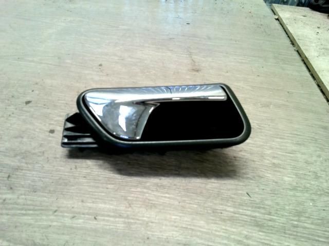 bontott VW TOURAN Jobb első Belső Kilincs