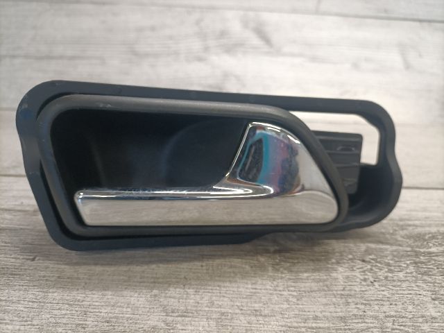 bontott VW TOURAN Jobb első Belső Kilincs