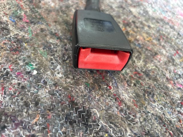 bontott VW TOURAN Jobb első Biztonsági Öv Csat