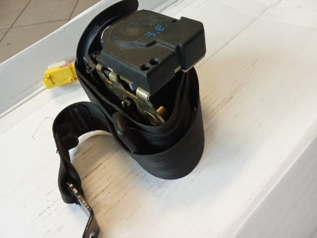 bontott VW TOURAN Jobb első Biztonsági Öv Csat