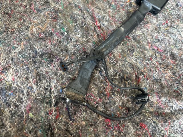 bontott VW TOURAN Jobb első Biztonsági Öv Csat